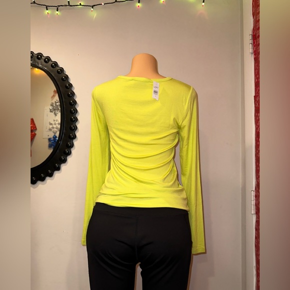 NWT LOFT LONG SLEVEE SCOOP NECK SIZE M - Picture 4 of 8